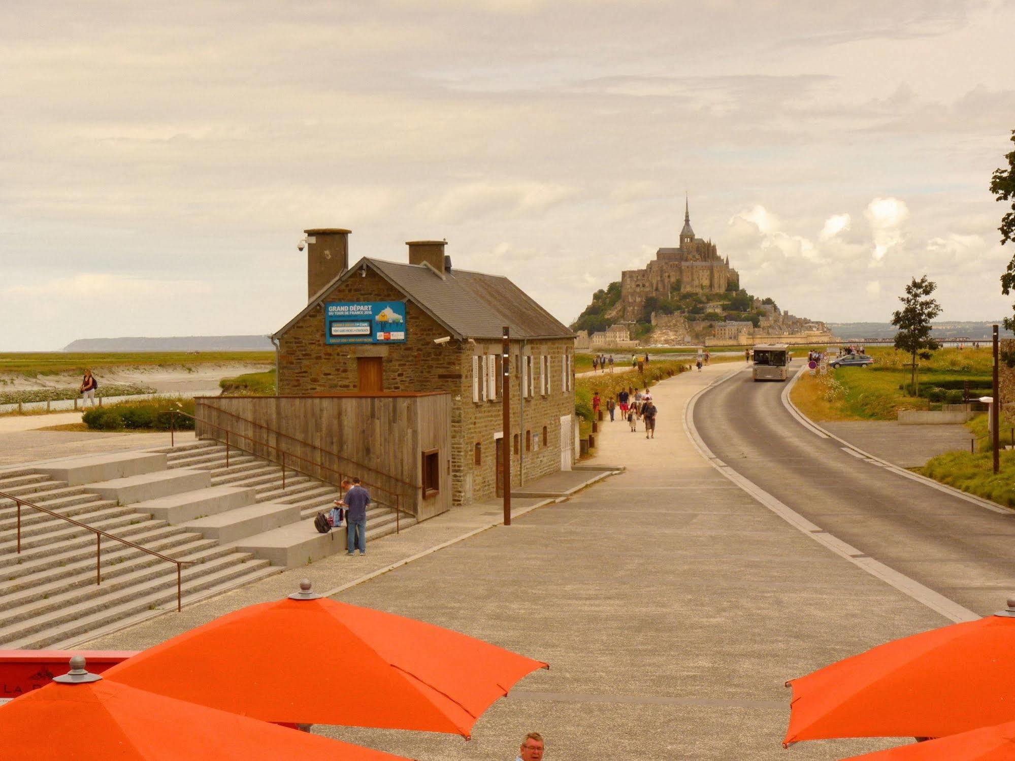 De La Digue Monte Saint Michel